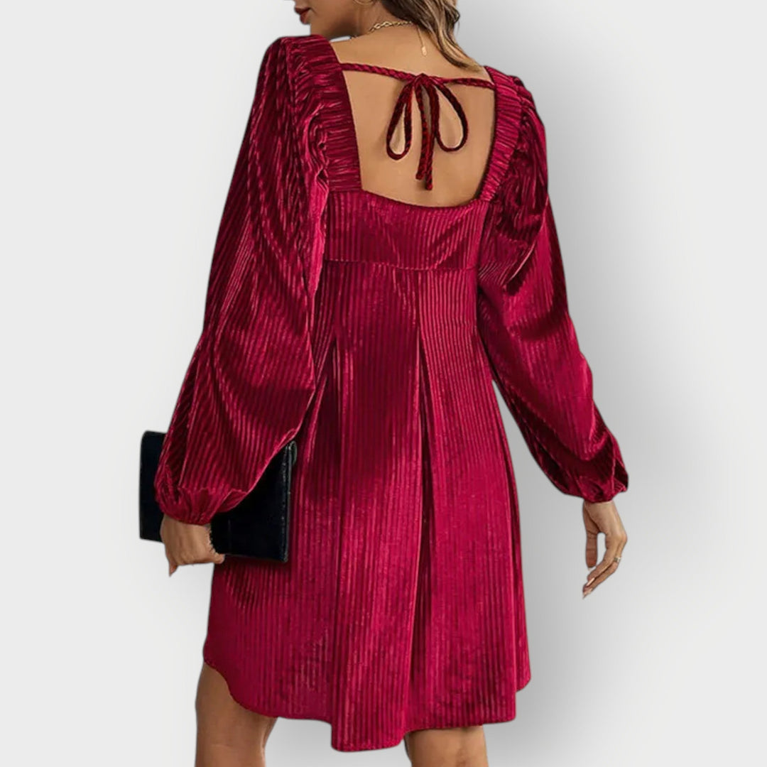 Morlyn | Velvet Chic Backless Square Dress